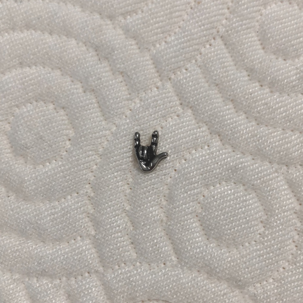 3/$$15 Origami Owl NEW I Love you sign language charm